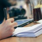 Jak pomóc Ukraińcom w znalezieniu pracy?