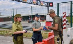 Z Ukrainy do Polski wjechało 6,192 mln osób, na Ukrainę wyjechało 4,411 mln osób