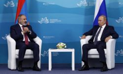 Premier Armenii: w walkach z Azerbejdżanem zginęło 49 żołnierzy