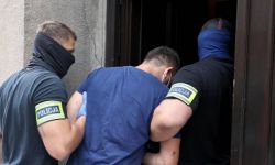 Śląskie: kierowca autobusu oskarżony o zabójstwo 19-latki i próbę zabicia trzech innych osób