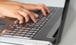 Polskie małe i średnie firmy nie potrafią promować się w Internecie