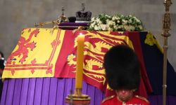 Zakończyło się wystawienie na widok publiczny trumny z ciałem Elżbiety II