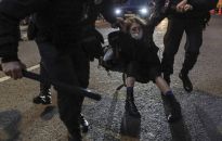 Rosja: ponad 600 zatrzymanych na protestach przeciwko mobilizacji, są doniesienia o brutalności policji