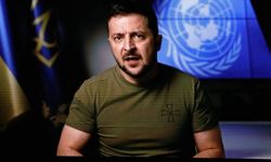 Zełenski: Ukraina padła ofiarą zbrodni i żądamy za nią sprawiedliwej kary