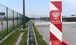 Z Ukrainy do Polski wjechało 6,511 mln osób, na Ukrainę wyjechało 4,738 mln osób