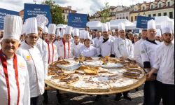 Parada kucharzy i festiwal smaków. Rzeszowianie świętują "Karpaty na widelcu"