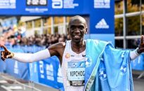 Maraton w Berlinie: Kipchoge pobił rekord świata