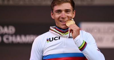 Remco Evenepoel mistrzem świata w kolarskim wyścigu ze startu wspólnego elity