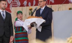 Premier: polska wieś nie jest już wyłącznie zależna od środków unijnych