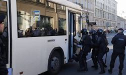 Rosja: od początku mobilizacji zatrzymano ponad 2000 protestujących