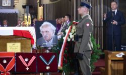 Prezydent: to pożegnanie człowieka szlachetnego w wielu tego słowa znaczeniach