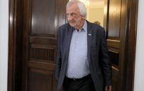 Szef klubu PiS: Dworczyk odchodzi; nie będzie zmiany premiera