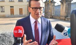 Morawiecki: trzeba zamrozić ceny uprawnień do emisji CO2 na poziomie 20-30 euro