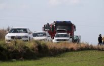 Po wycieku ropy z rurociągu PERN na miejscu pracują inspektorzy WIOŚ i prokurator