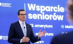 Premier: oszczędności i uszczelnienie systemu pozwolą na "czternastki" w 2023 r.