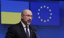 Premier Ukrainy: otrzymaliśmy 2 miliardy euro pomocy od Unii Europejskiej