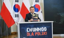 Szef MON zatwierdził umowę zakupu 288 zestawów systemu artylerii rakietowej K239 Chunmoo