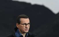 Premier: Polska, jak wiele krajów świata, znalazła się pod presją rynków finansowych