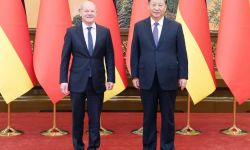 Chiny: kanclerz Niemiec rozmawiał z władzami ChRL o Ukrainie, Tajwanie i gospodarce