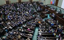 Prezes PiS: jeśli byłaby możliwość zmiany konstytucji, to jesteśmy gotowi zmniejszyć skład Sejmu