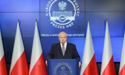 Glapiński: prognozy wskazują, że dalsze spowolnienie aktywności polskiej gospodarki w kolejnych kwartałach jest pewne