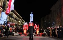 Prezes PiS: sprawa niepodległości i suwerenności jest dzisiaj kwestią nierozstrzygniętą i postawioną na nowo