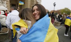 Ukraina: Chersoń świętuje od trzech dni i wita swych żołnierzy