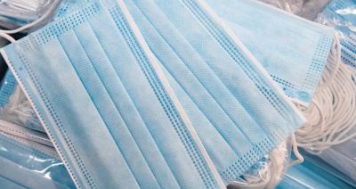 Minister Niedzielski: maseczki w szpitalach, przychodniach i aptekach zostaną co najmniej do końca marca