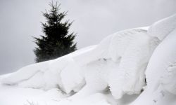 IMGW ostrzega przed opadami śniegu na wschodzie kraju