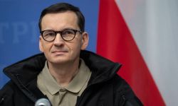 Premier Morawiecki: zagłodzić świat, by przejąć nad nim panowanie, to chora logika Rosji