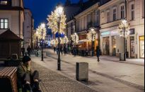 Bożonarodzeniowe lampiony już oświetlają ulice Rzeszowa