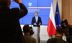 Premier Morawiecki w Brukseli: afera korupcyjna w Parlamencie Europejskim jest wielkim skandalem