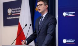 Müller: nie ma ryzyka niekontrolowanej sprzedaży udziałów w Rafinerii Gdańskiej