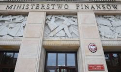 Czernicki dla PAP: po jedenastu miesiącach 2022 r. budżet miał 18,3 mld zł nadwyżki