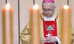 Przewodniczący Episkopatu na Boże Narodzenie: życzę doświadczenia Bożej miłości i dzielenia się nią z innymi