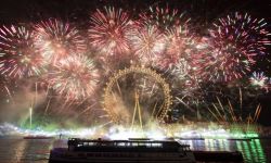 Tłumy powitały Nowy Rok w europejskich stolicach