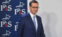 Premier: w środę spotkanie z politykami Solidarnej Polski w sprawie KPO