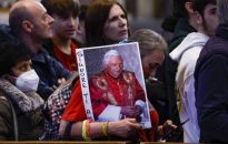 Watykan: 60 tysięcy osób oddało hołd Benedyktowi XVI w ostatnim dniu wystawienia jego ciała