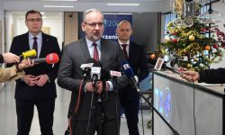 Szef MZ: leki na poziomie kraju są zapewnione, tempo ubywania ogromne