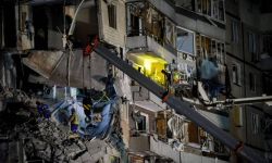 Ukraina: liczba zabitych w rosyjskim ostrzale w Dnieprze wzrosła do 40