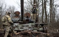 USA: Pentagon ogłosił nowy pakiet broni dla Ukrainy, w tym 90 pojazdów Stryker i 59 Bradleyów