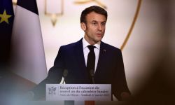 Francja: Macron zapowiada, że będzie nadal rozmawiać z Rosją