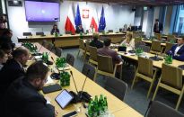 Sejm: komisja negatywnie o poprawkach Senatu do noweli o SN