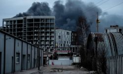 Ukraina: alarm rakietowy w całym kraju, działa rosyjskie lotnictwo i marynarka wojenna