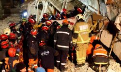 Polscy strażacy wydobyli dwunastą osobę spod gruzów budynku w Turcji