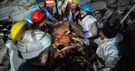 Turcja: blisko tydzień po trzęsieniu ziemi ratownicy nadal znajdowali żywych ludzi