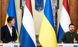 Prezydent Zełenski i premier Rutte: będziemy nadal działać na rzecz przekazania Ukrainie samolotów bojowych