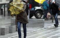 IMGW znów ostrzega przed silnym wiatrem prawie w całym kraju