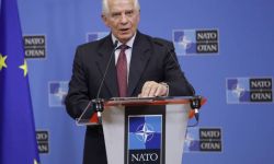 Szef unijnej dyplomacji Borrell uważa że kraje europejskie powinny przyspieszyć dostawy amunicji na Ukrainę