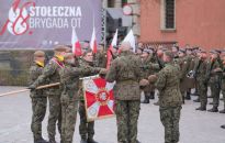 Szef MON: zasadniczym zadaniem żołnierzy WOT - stanie na straży bezpieczeństwa naszej ojczyzny